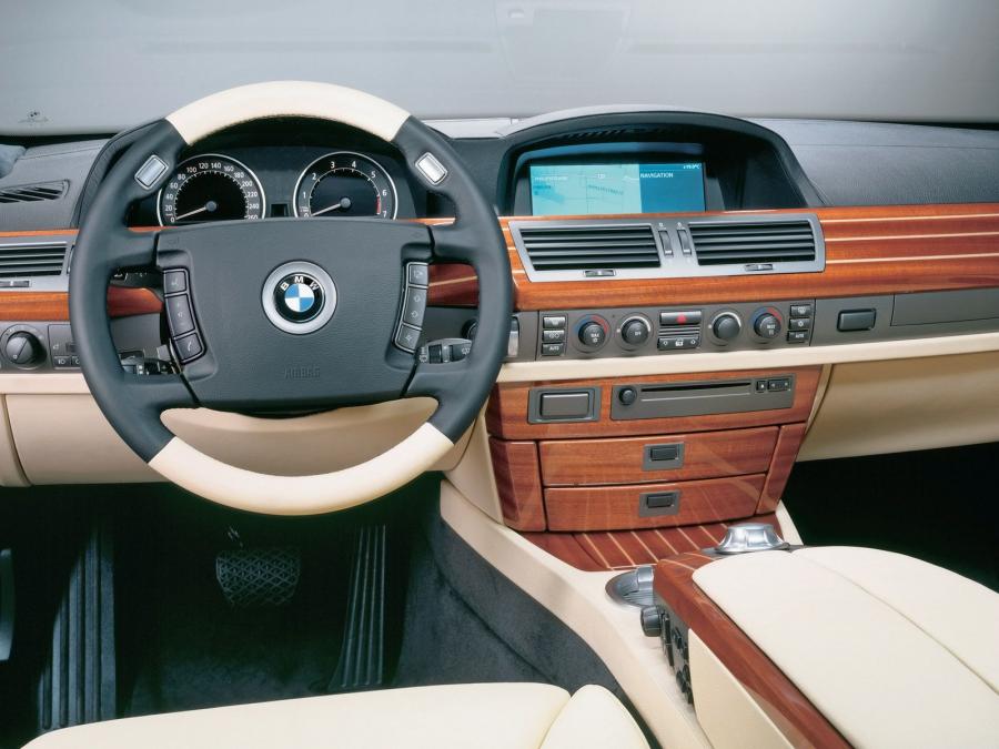  BMW 760iL Individual Yachtline Concept 2002 года  (фото 7 из 16)